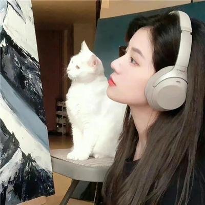 裸女行尸