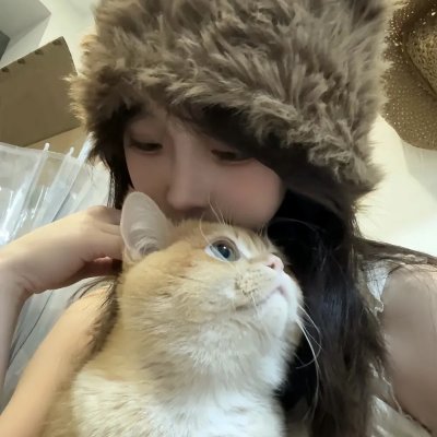 怕羞的黄莺